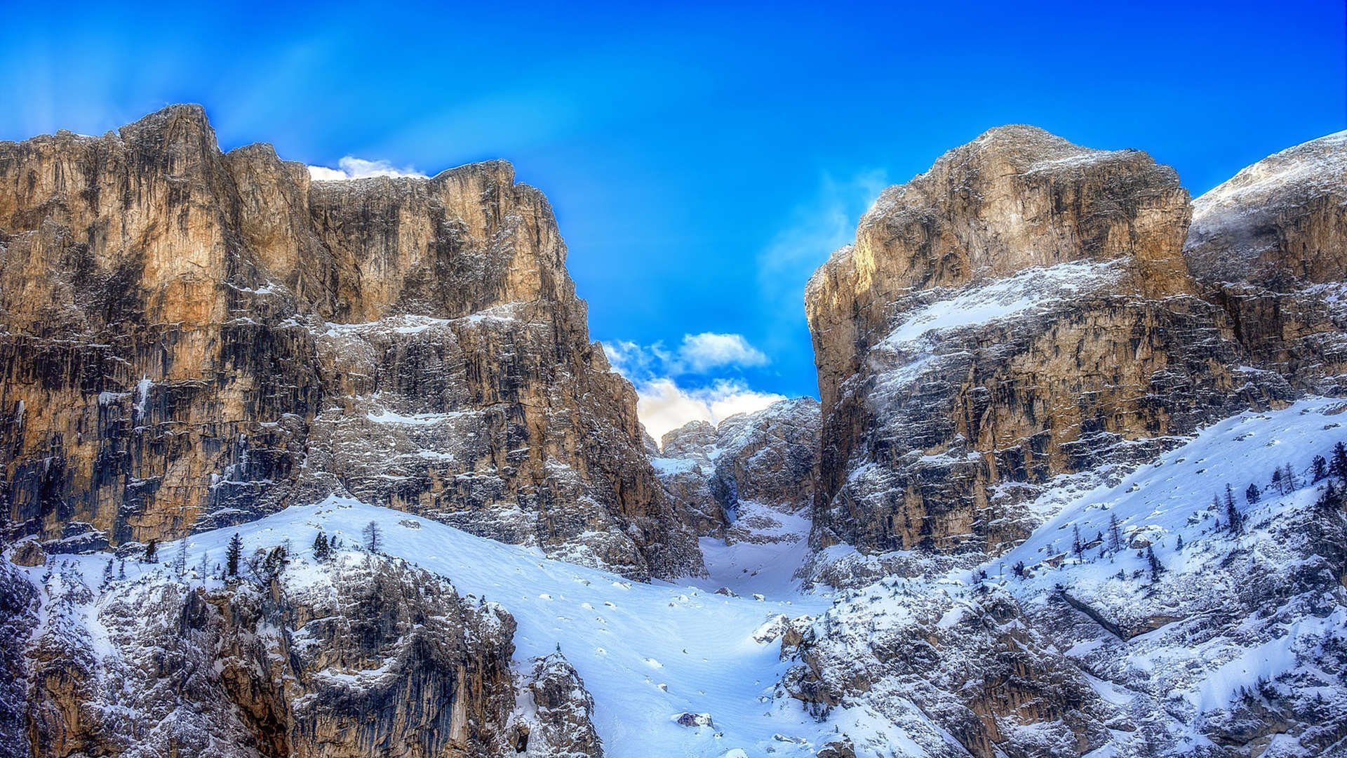 英格兰骑手凯特·哈里森在巴黎奥运会三项赛中获得第十四名，展现出色表现。