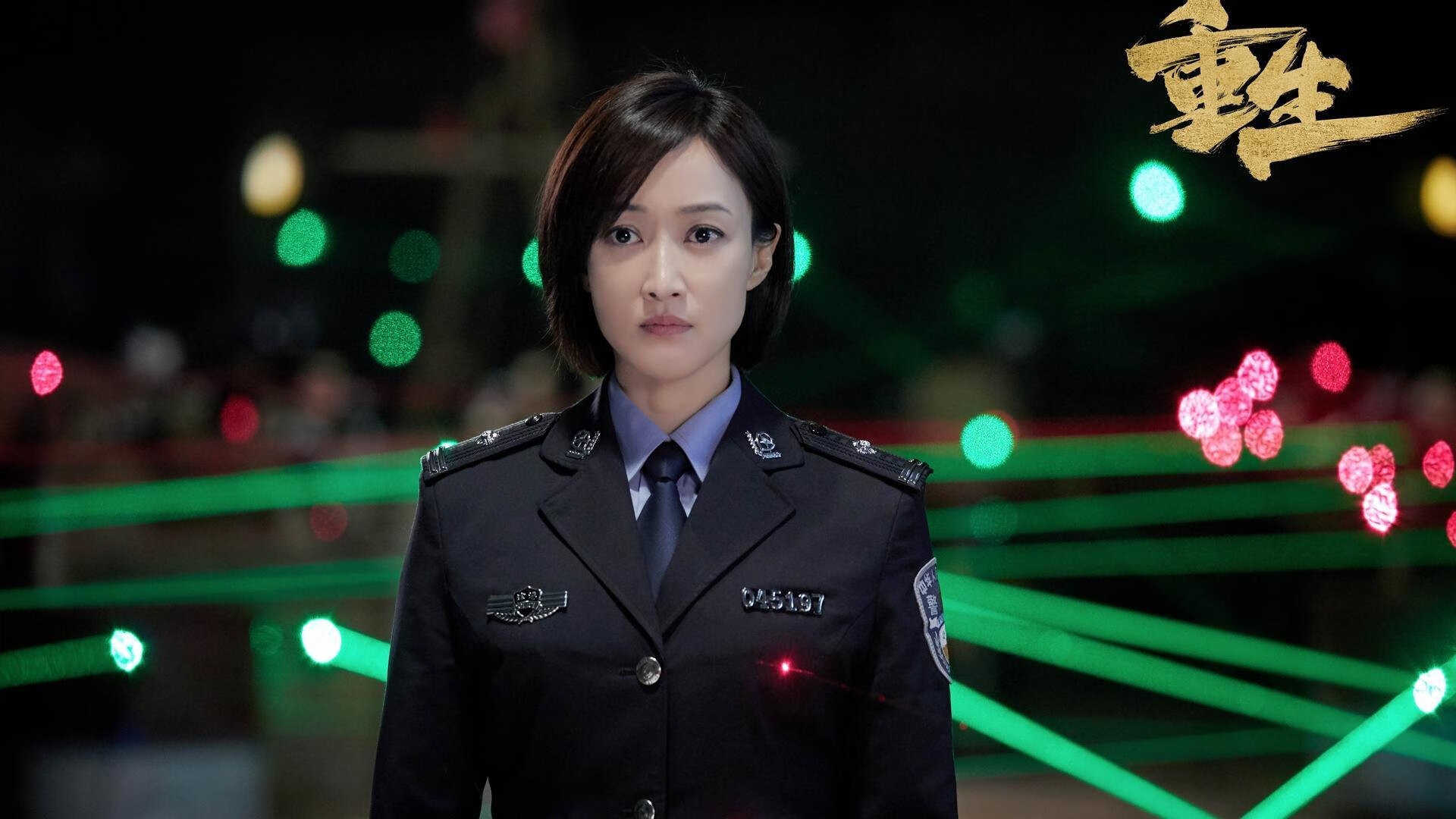 英格兰骑手安娜·史密斯在巴黎奥运会障碍赛中获得铜牌，表现出色。