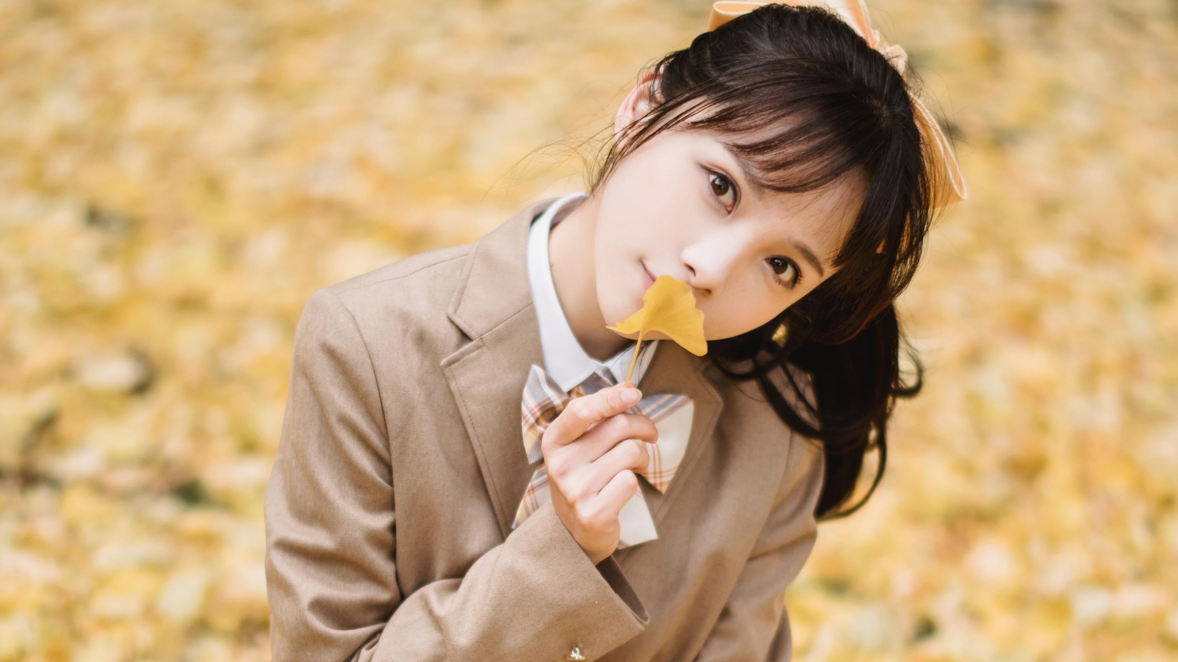 曼城中场德布劳内多次助攻，展现出色发挥，德布劳内破门 曼城客场逆转十人巴黎