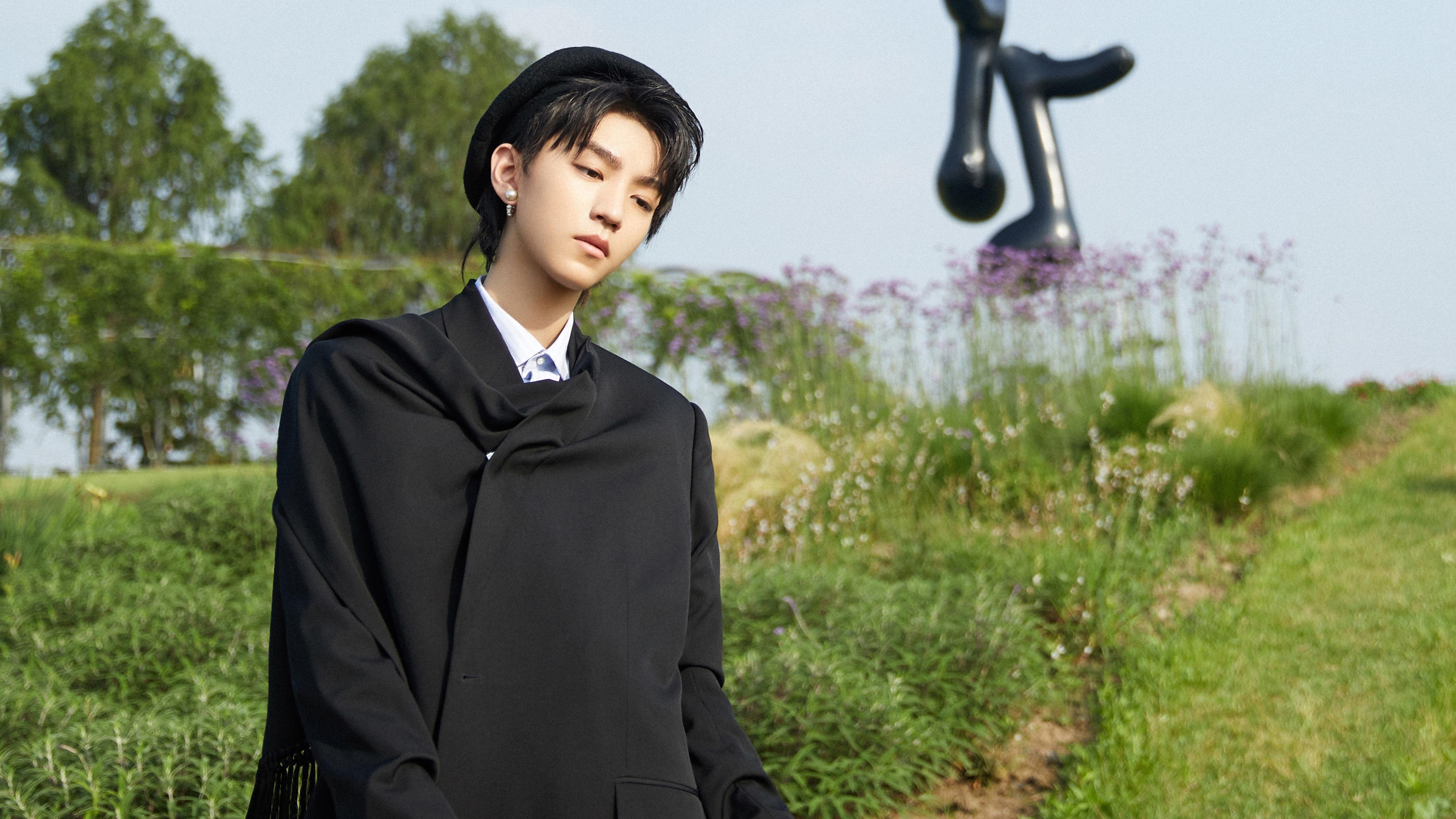 五大联赛门将指挥防线能力是否影响整场防守连贯性,门将防守犯规