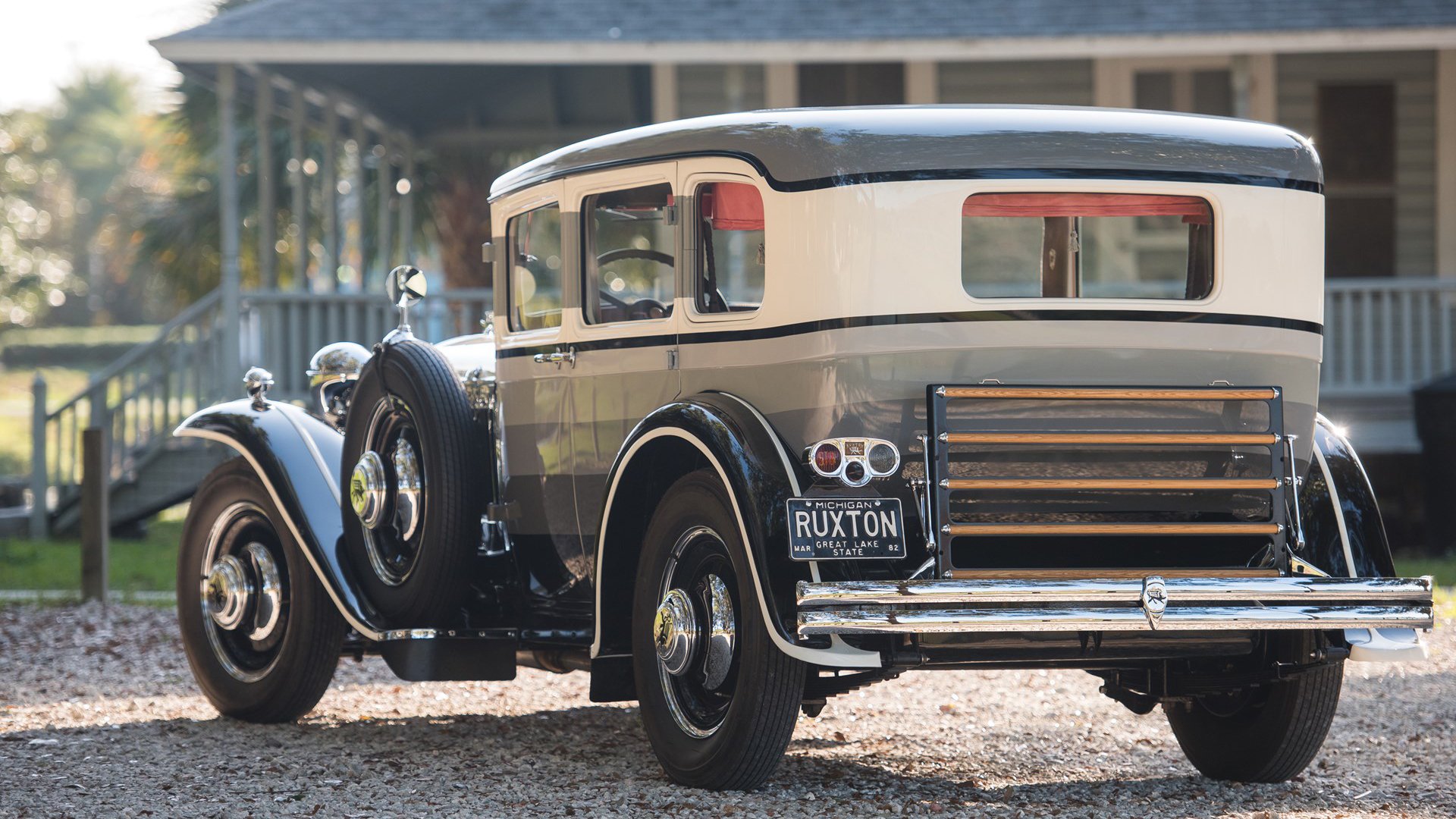 国家男篮在封闭训练中强化默契配合，男篮国家集训队员名单