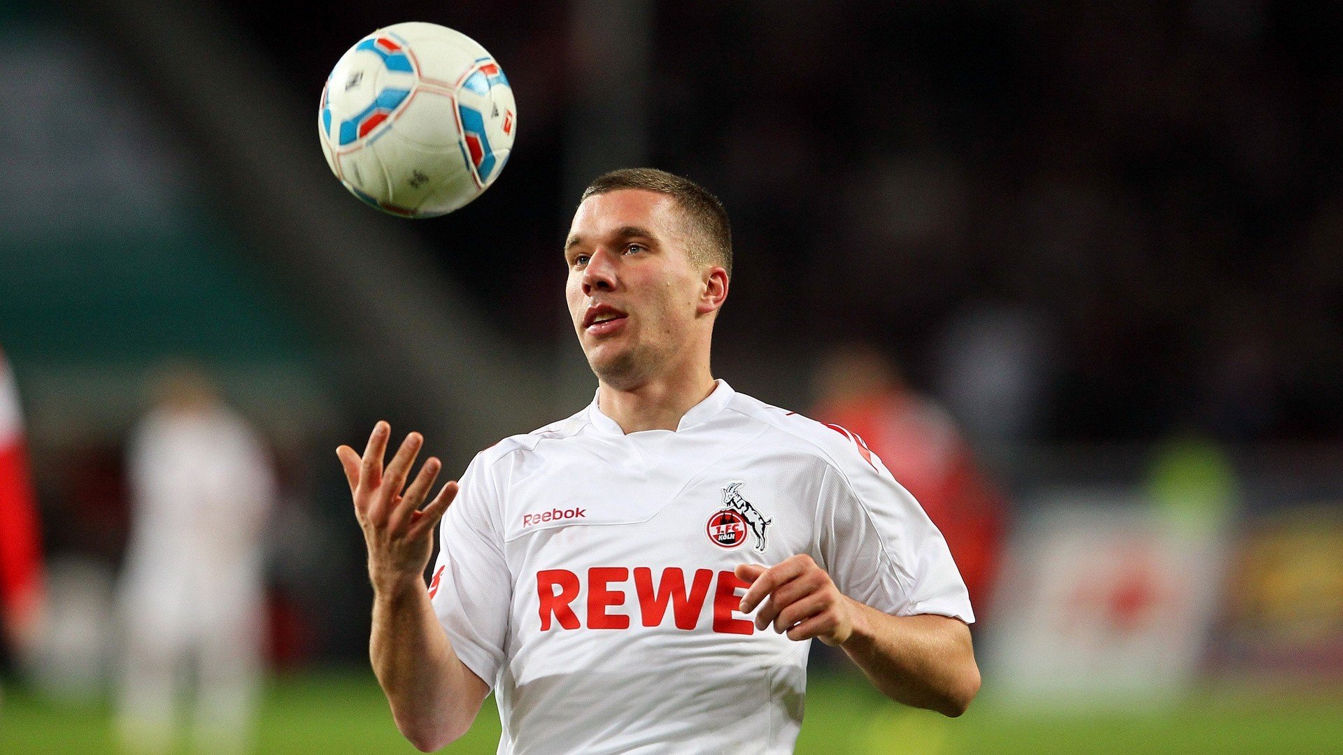 APEX英雄 战队默契度持续提升,apex英雄职业战队