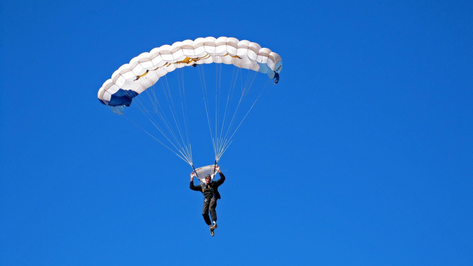 “走向“零误判”——多技术融合驱动裁判系统智能升级的行业前沿”