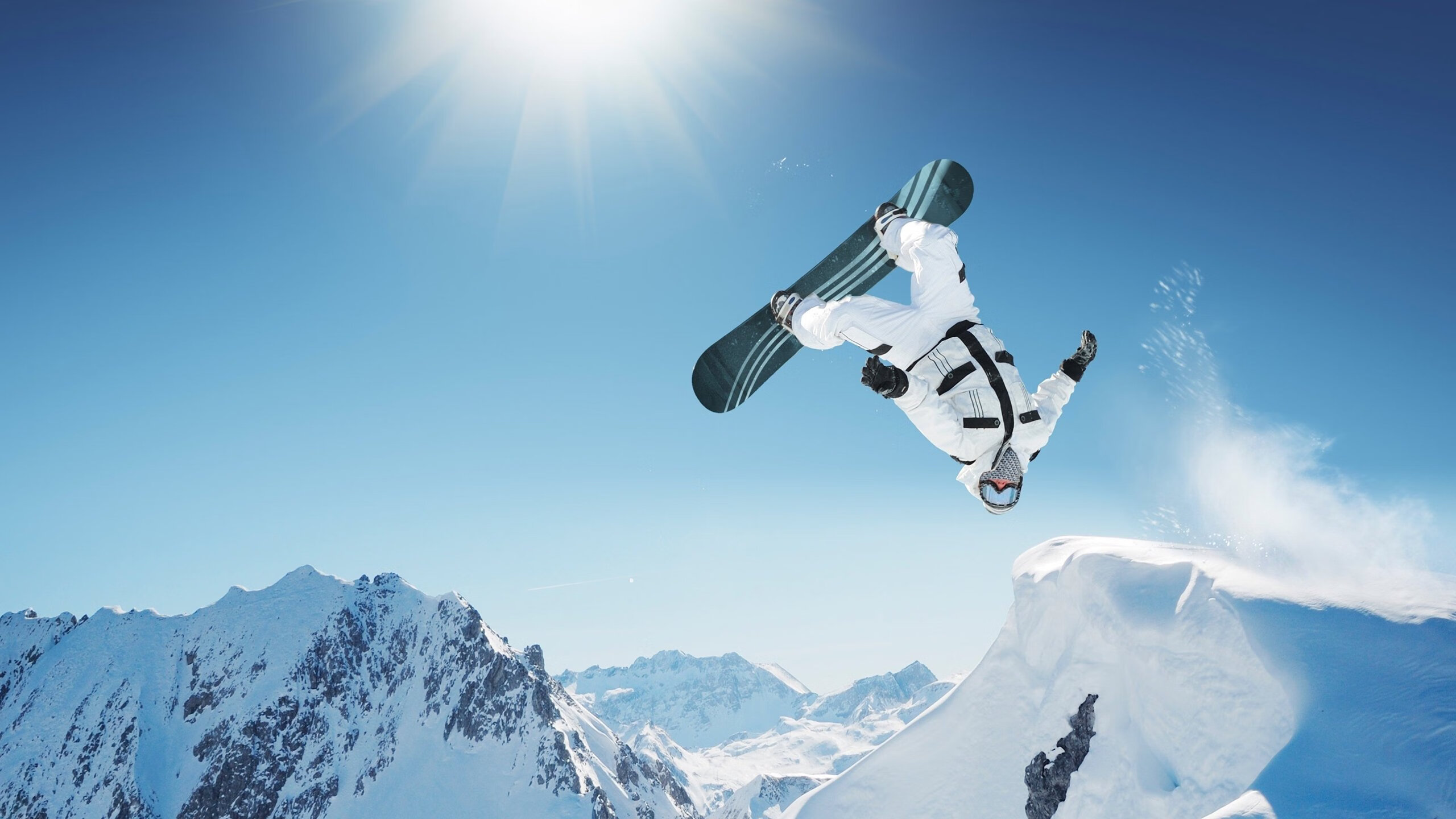 足球数据服务公司推动联赛商业变现，国内外足球数据公司